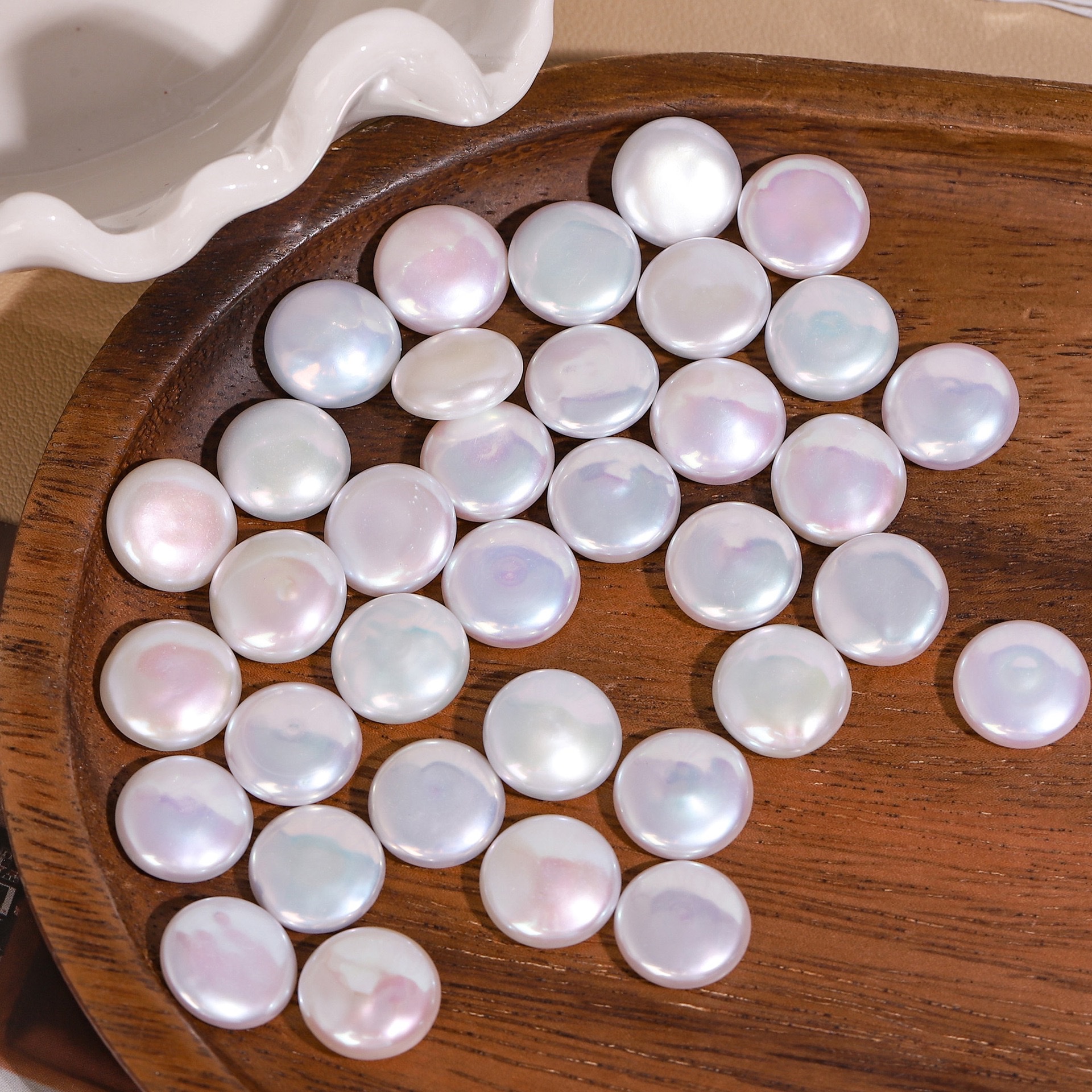 13mm high-quality, high-intensity button Baroque pearl, dazzling and exquisite flat round pearl