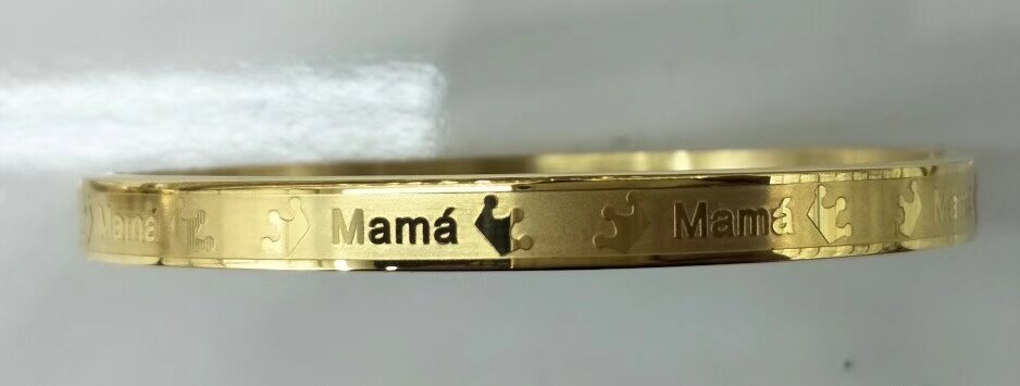 Popular styles of stainless steel bracelets