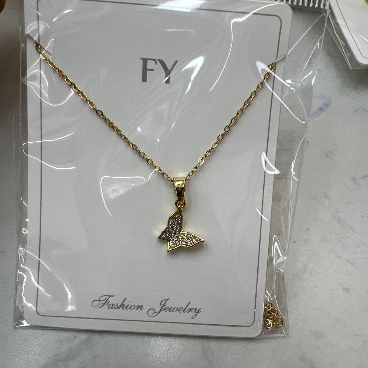 微镶锆石小蝴蝶项链