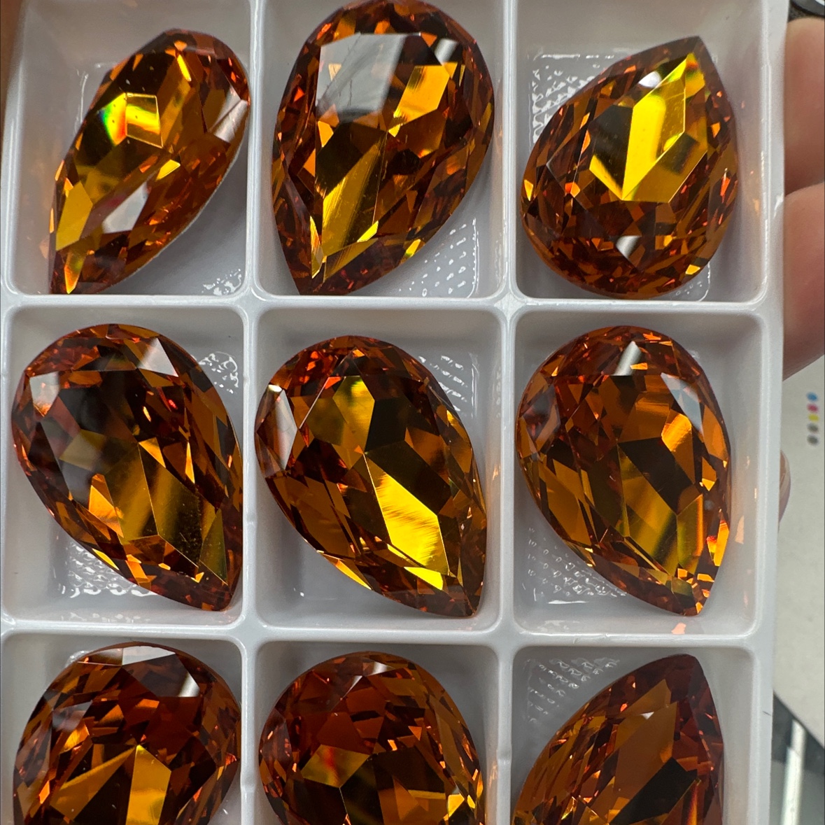 工厂直销DIY饰品美甲头饰 服装辅料 配饰 20*30 水滴K9尖底玻璃详情图8