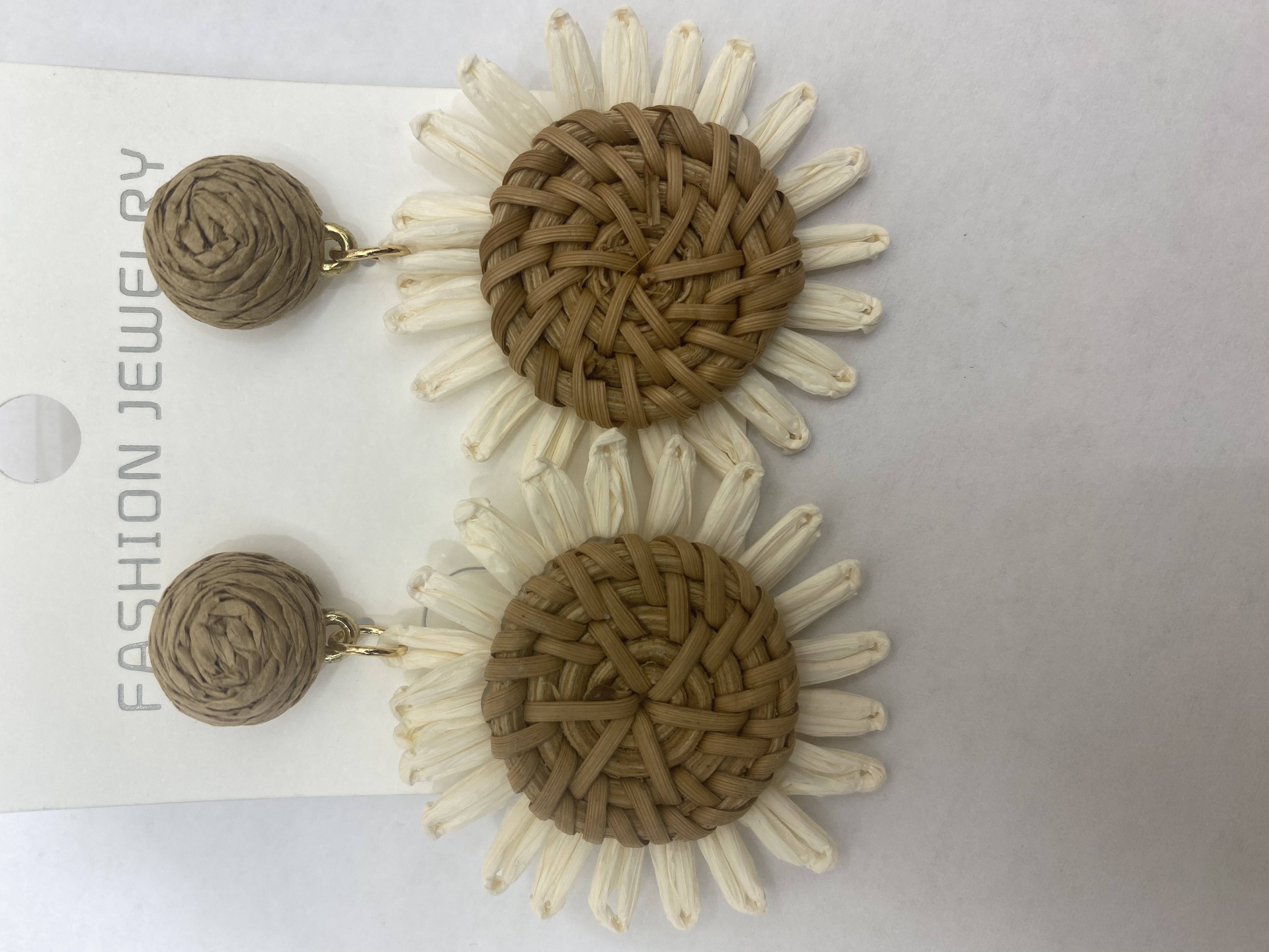 秋冬新款波西米亚拉菲草加滕编耳环手工制作花朵耳坠垮境热销耳环