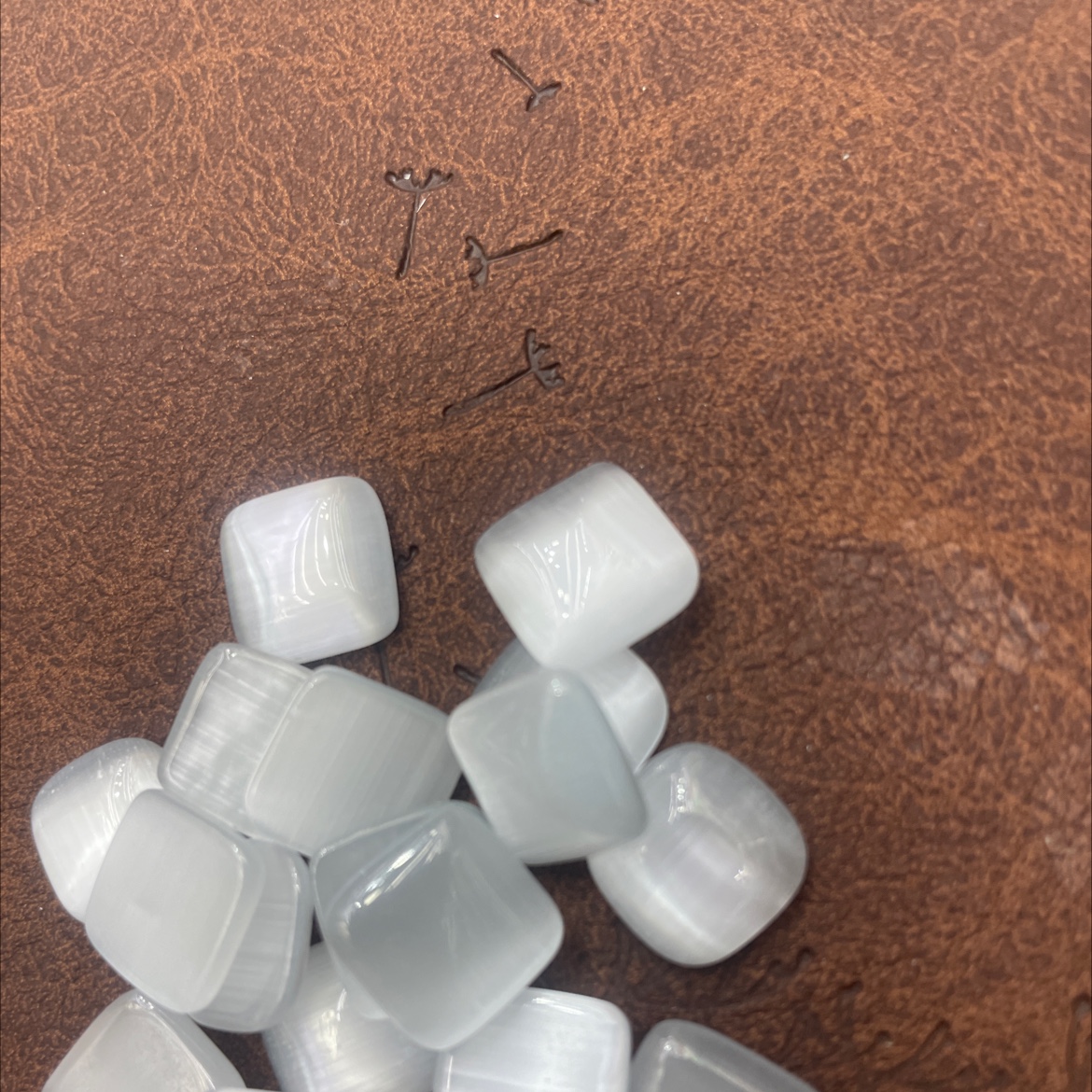 猫眼石戒面厂家直销 现货 圆正方形高颜值diy小配件搭配细节图