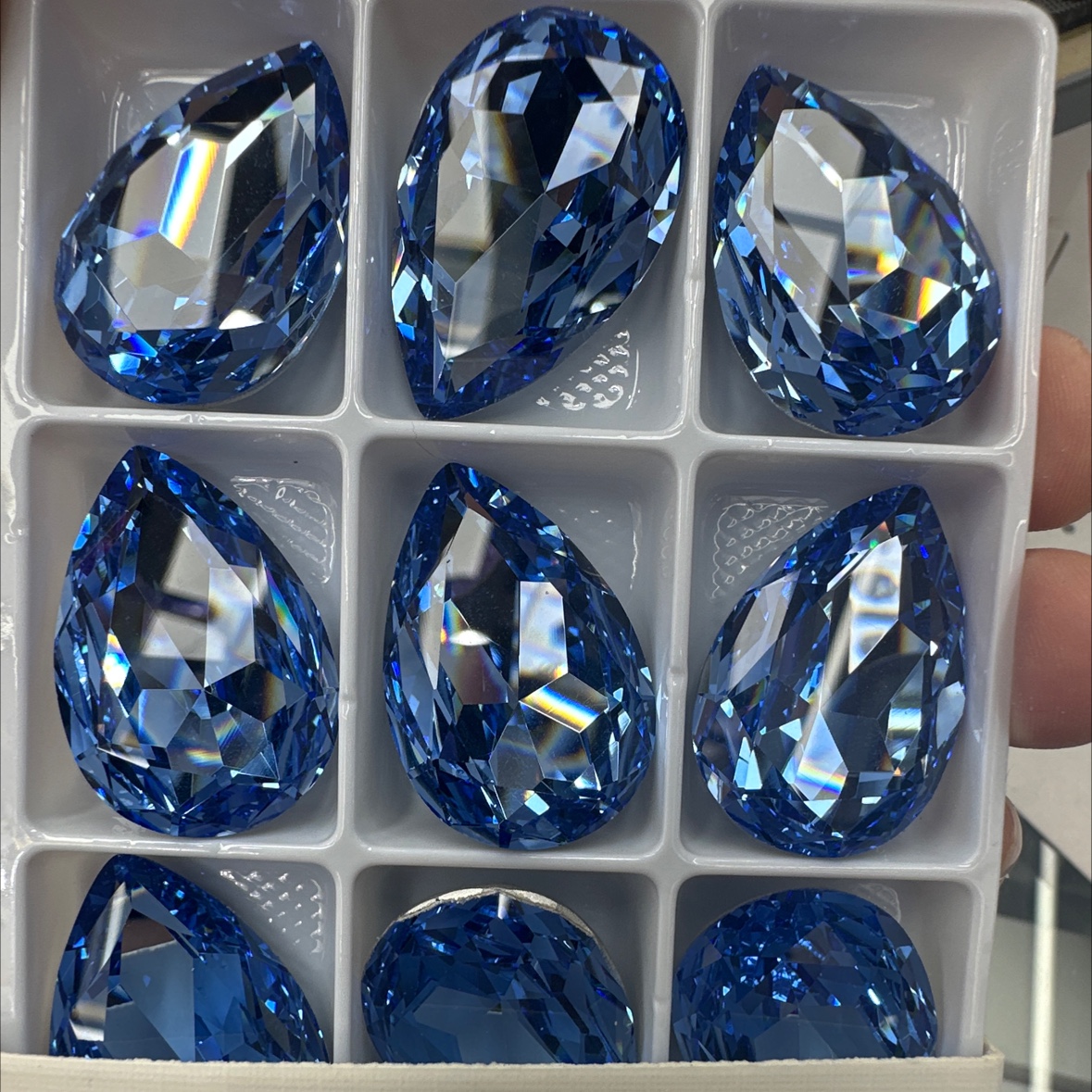 工厂直销DIY饰品美甲头饰 服装辅料 配饰 20*30 水滴K9尖底玻璃详情图7