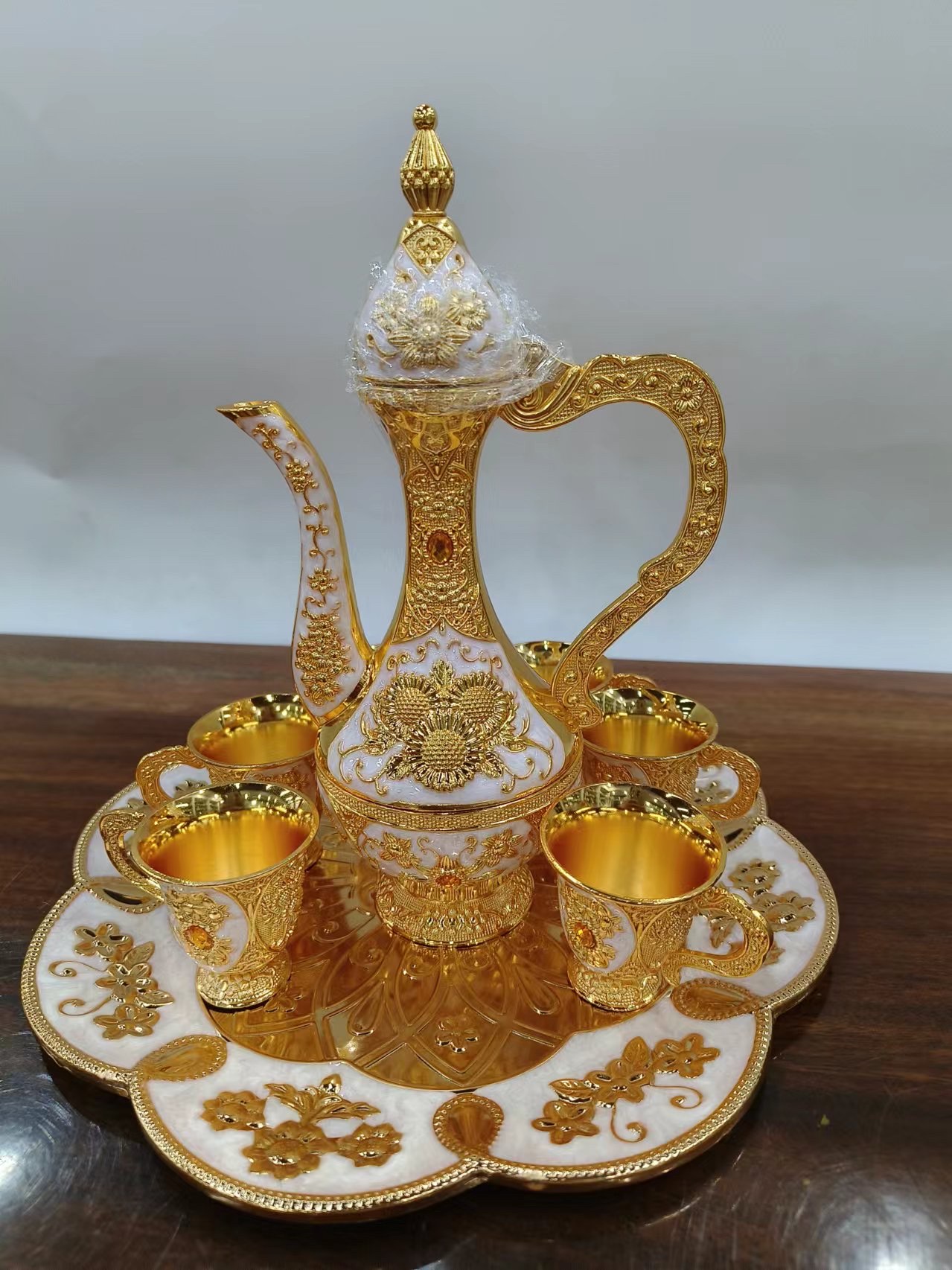 景泰蓝珐琅神灯铜摆件流行家居装饰品 卡通转转手表设计独特时尚潮流表款