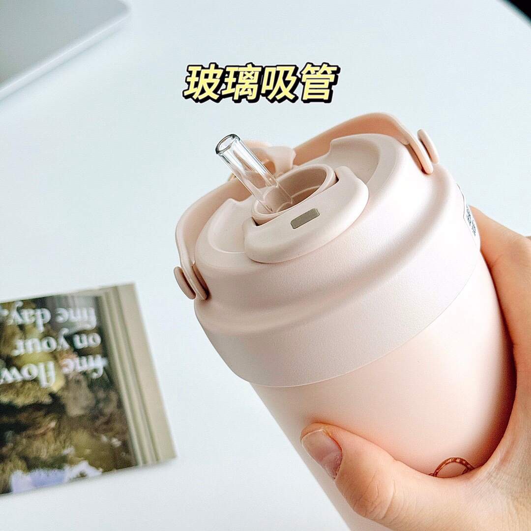 
铃兰花四季咖啡杯[咖啡]
高颜值 & 高品质
内胆喷陶 316钢
——HB-8515   500ML    产品图