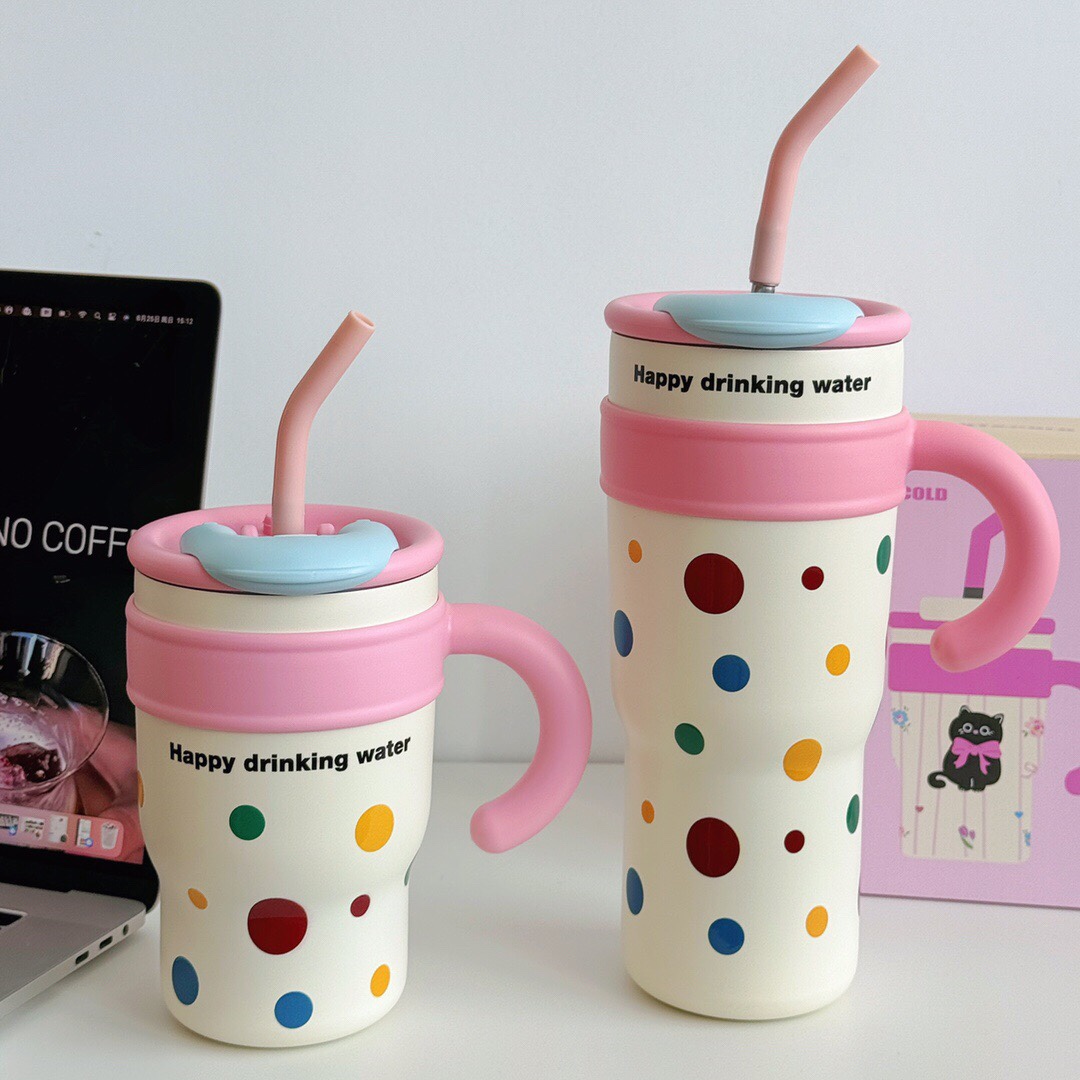 
新品创意手柄保温杯
——KN002   700ML
      KN001   1200ML产品图