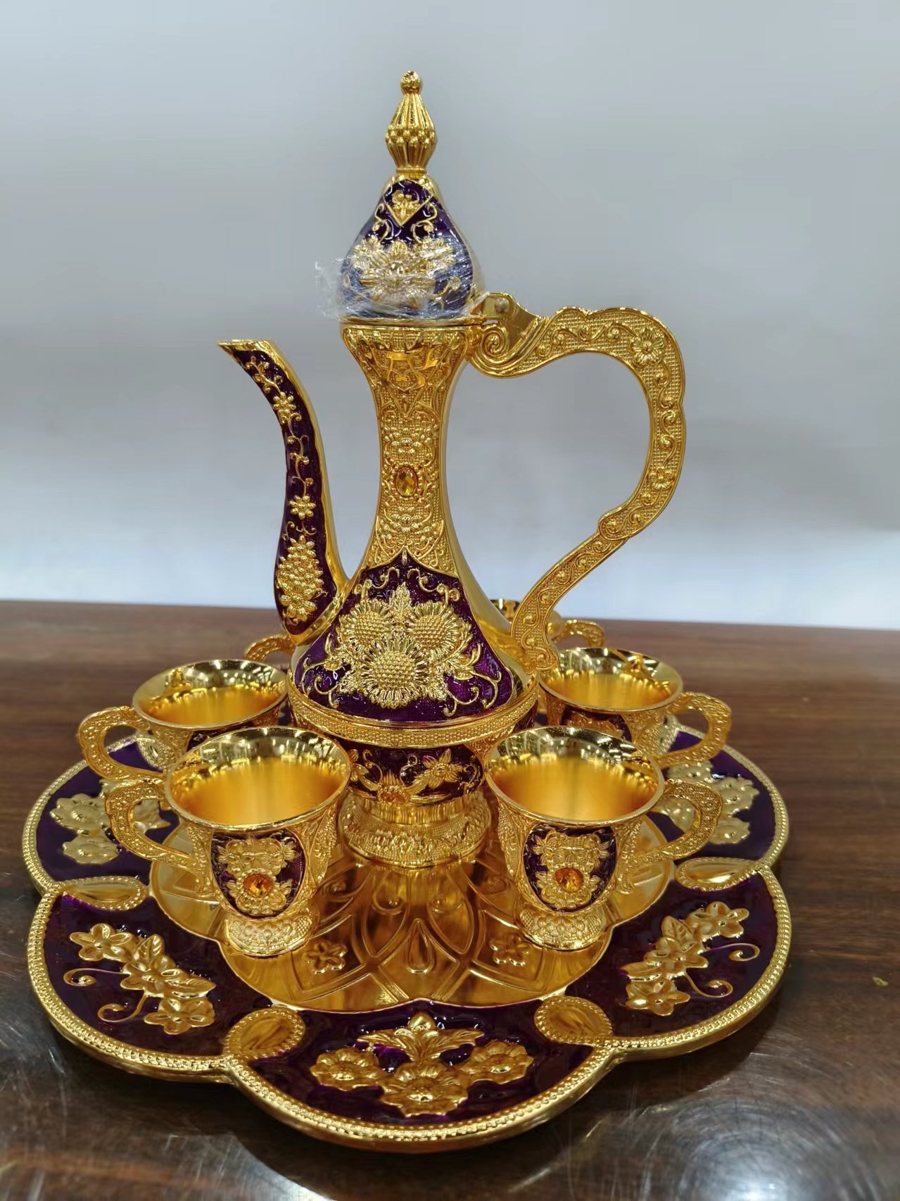 景泰蓝珐琅神灯铜摆件流行家居装饰品 卡通转转手表设计独特时尚潮流表款白底实物图