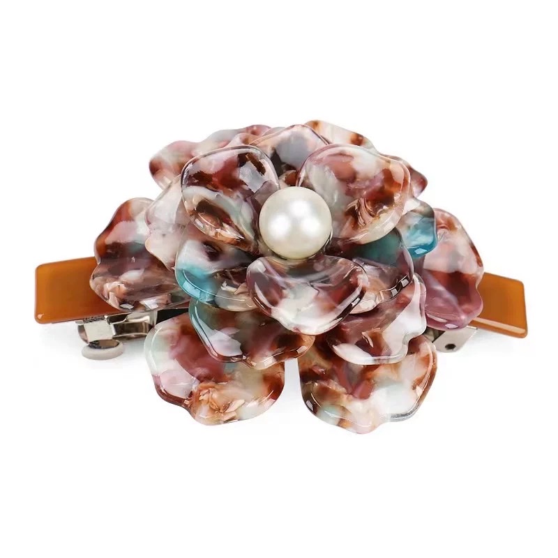 创意饰品发夹设计 美丽发卡发饰 独特个性女士头饰 简约时尚发饰品发夹，豹纹立体花朵醋酸弹簧夹发夹，新款高端大气上档次白底实物图