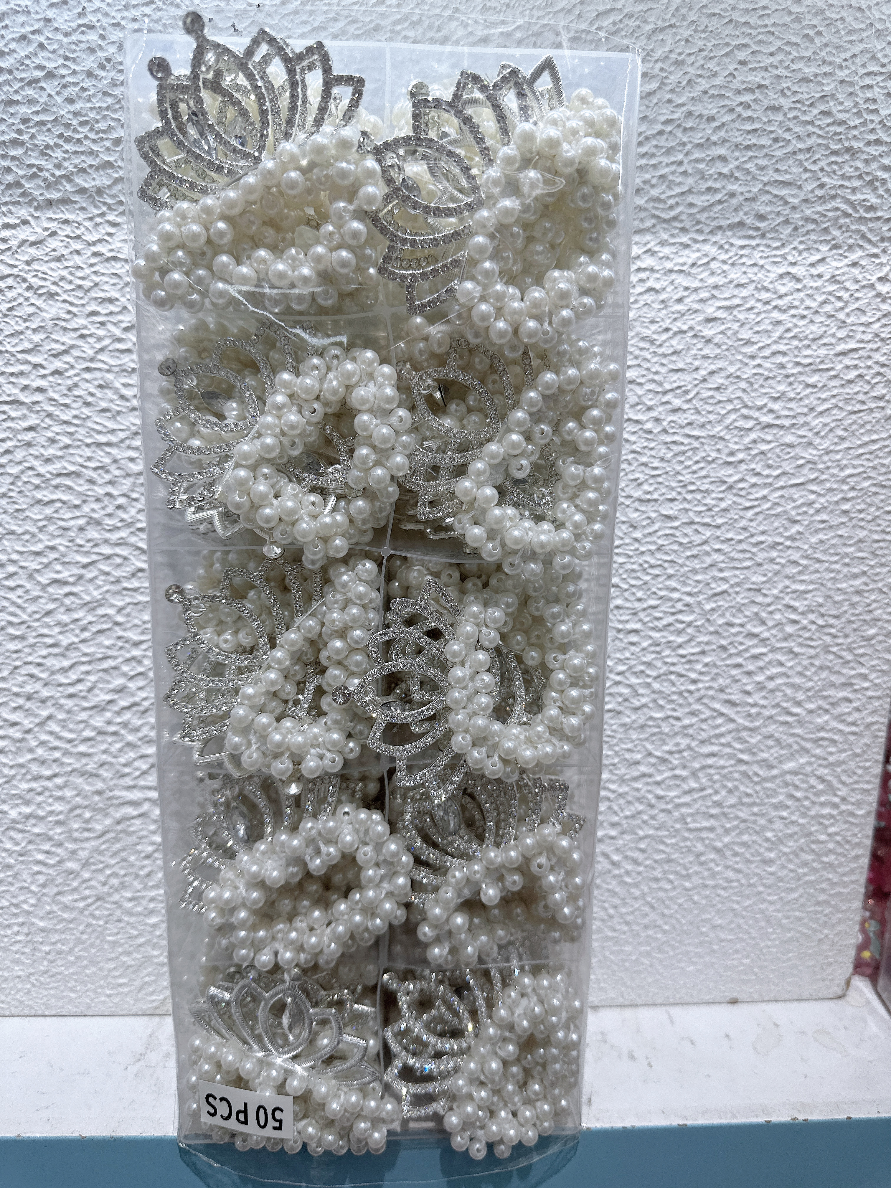 New pearl hair band, Korean style sweet hair tie accessory, fashionable and simple hair accessory, ladies' hair band, trendy hair band Specification image