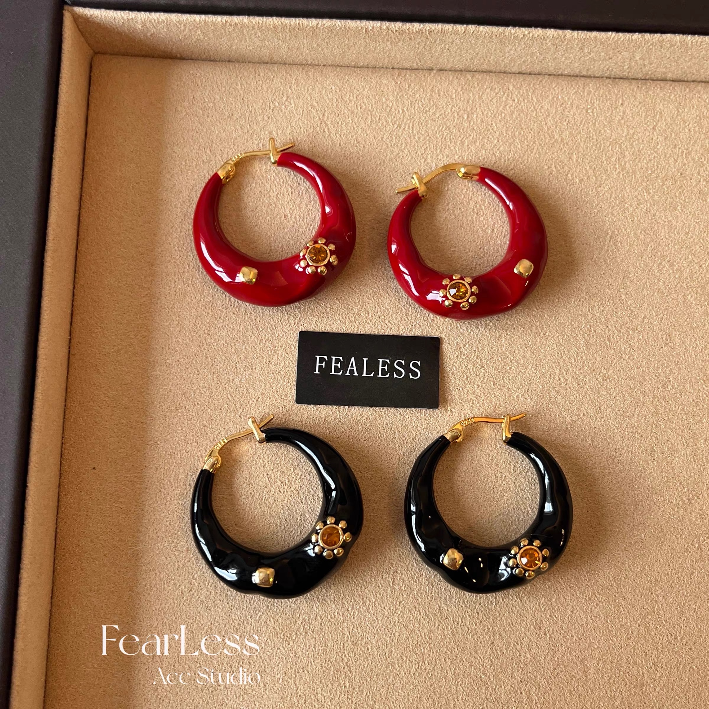 Retro high-end enamel drop earrings, simple and versatile autumn and winter earrings, niche ear loops, women's accessories, earrings, stud earrings, creative accessories, 1218 accessories, accessories, accessories, earrings, stud earrings, stud earrings, stud earrings detail image 2