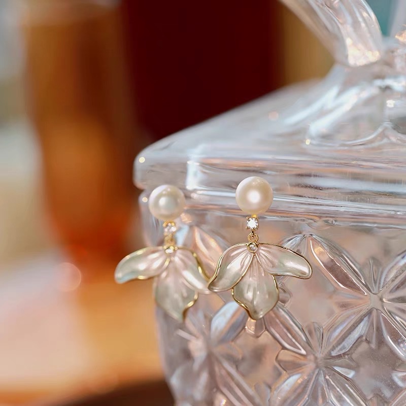 耳环 高级感耳饰 独特耳夹设计 优雅女士饰品 简约时尚耳环款式饰品耳饰时尚百搭显瘦详情图2