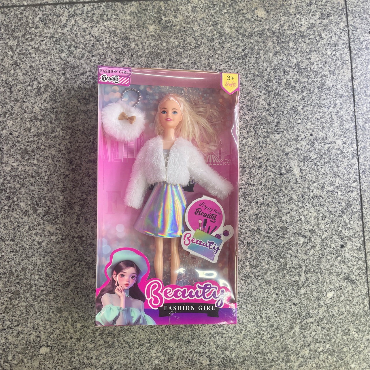 新款芭比娃娃欢迎新老客户选购配件衣服。随机混装。儿童玩具芭比娃娃详情图2