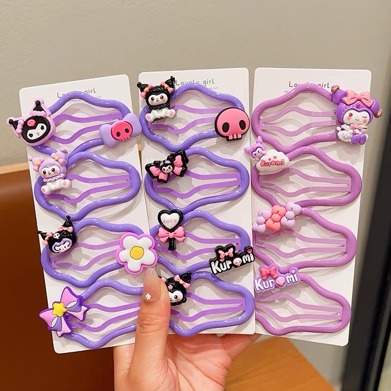 A girl with bangs, a baby hairpin, a hair accessory clip, a children's forehead hairpin, a cloud cartoon and cute Kulomi hairpin Application Scenario