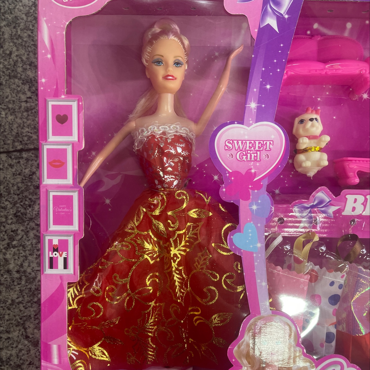 Welcome new and old customers to purchase accessories and clothes for the 20241202A new Barbie doll. Randomly mix children's toys and small kitchen toys Application Scenario