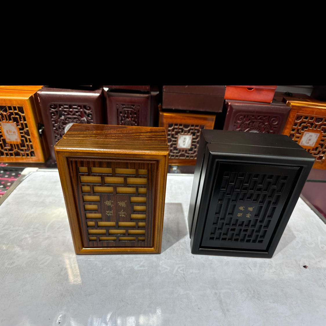 精美首饰盒 耳饰包装盒 高档饰品包装卡片 专业首饰包装盒 保护珍贵饰品 不易损坏产品图