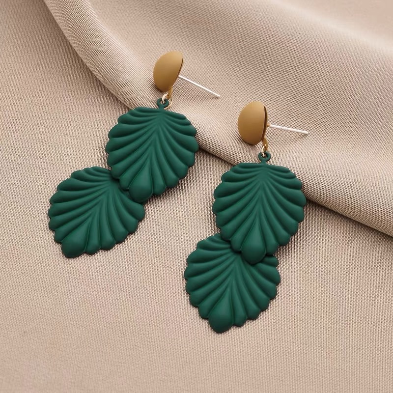 Korean style circle earrings, 2024 new trendy and bold style, exaggerated and fashionable earrings and earrings ER-2026 details Picture