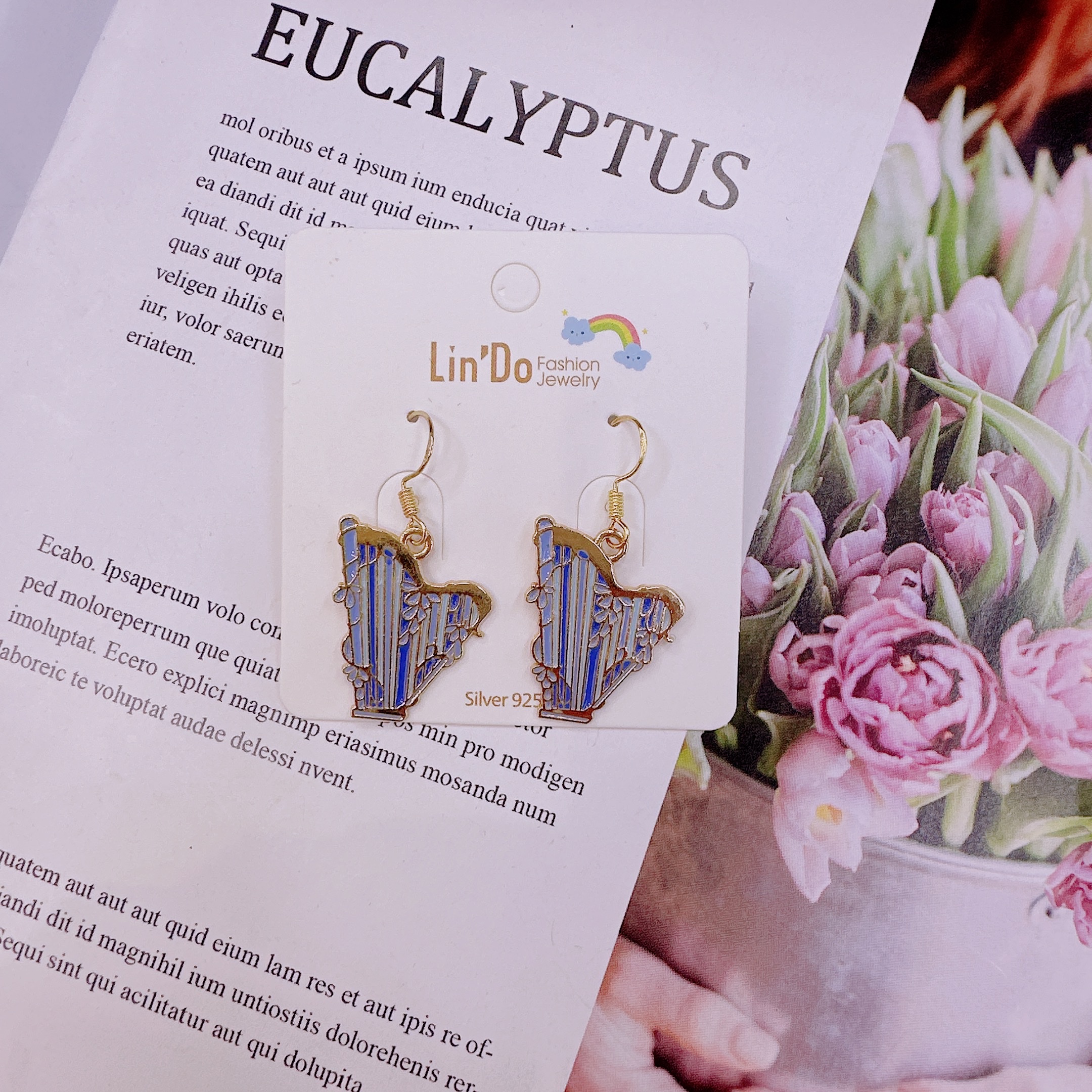 1218饰品店 创意设计耳钉 独特耳饰 精致女士饰品 时尚潮流耳装饰品白底实物图