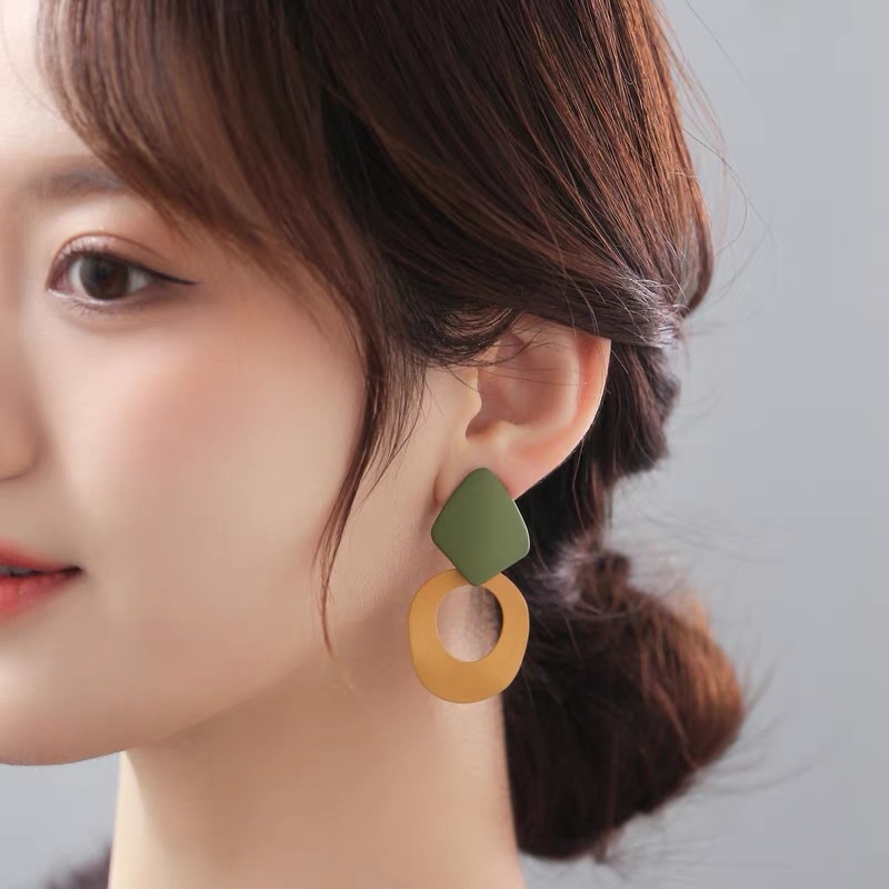 Korean style circle earrings, 2024 new trendy and bold style, exaggerated and fashionable earrings and earrings ER-2026 Item Picture
