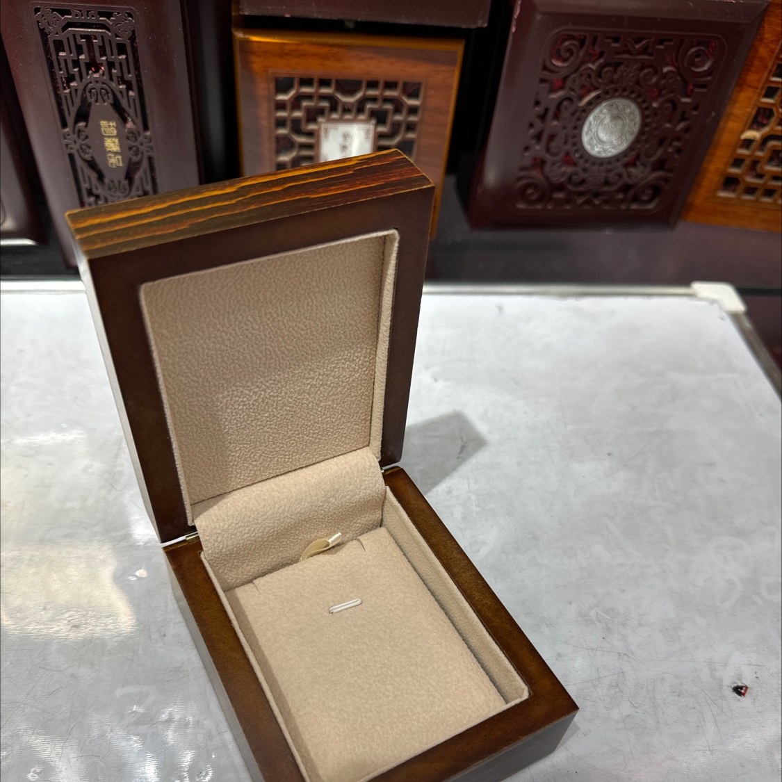 耳饰包装盒首饰盒 高档饰品包装卡片 精美首饰包装盒 保护珠宝耳饰不损伤首饰盒耳饰包装盒包装盒饰品首饰包装盒饰品包装卡片细节图