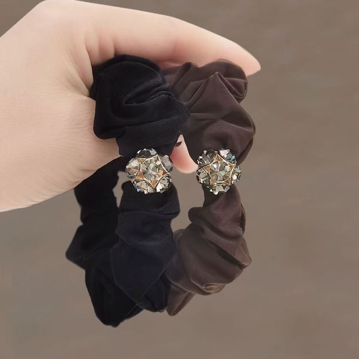 Hair tie, hair band, large intestine hair tie, high elasticity, durable, no marks, no damage to hair, light hair flower, hair accessory, fabric hair tie, hair tie, hair tie, large intestine hair tie, autumn and winter hair tie, hair tie detail image 5