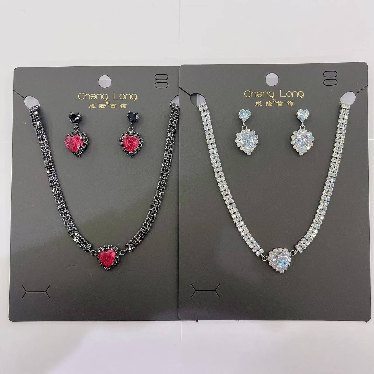 Hot-selling crystal zircon necklace with anti-glare button design, six pairs of stud earrings, shining zircon jewelry set, elegant and fashionable jewelry details Picture