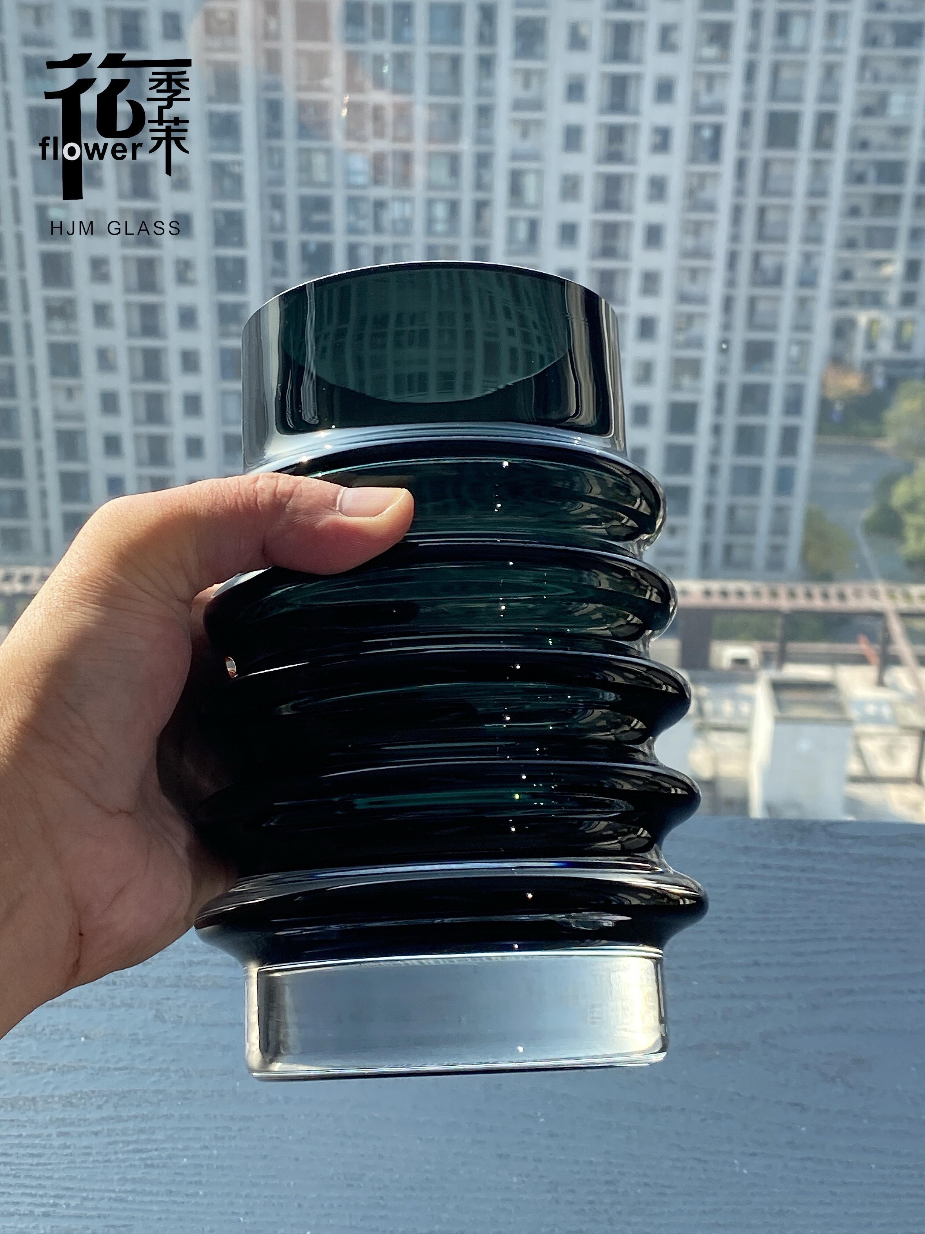 HJM-丹麦设计师款琉璃厚重墨绿色玻璃花瓶客厅家具茶几书桌插花水培装饰摆件花瓶批发详情图6