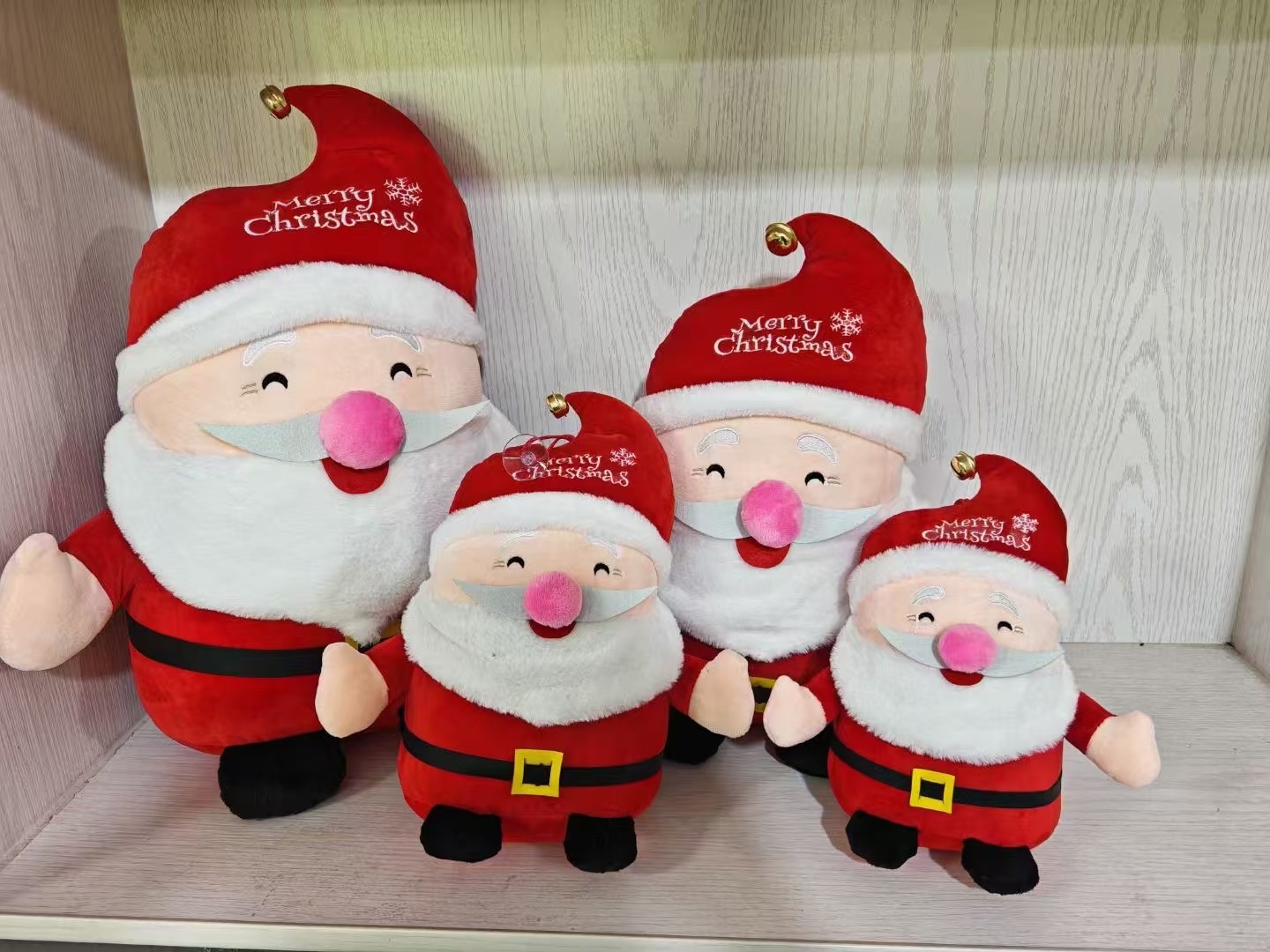 Cross-border Christmas capybaras, Santa Claus dolls, Christmas tree, Christmas apple throw pillows, Christmas gifts for children, toys, claw machines, dolls Item Picture