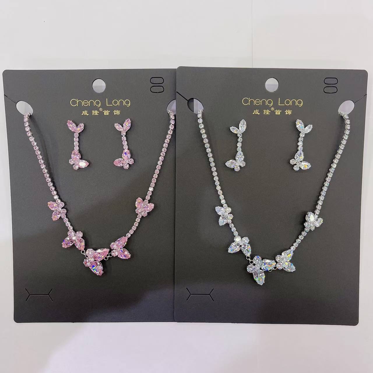 Hot-selling crystal zircon necklace with anti-glare button design, six pairs of stud earrings, shining zircon jewelry set, elegant and fashionable jewelry Specification image