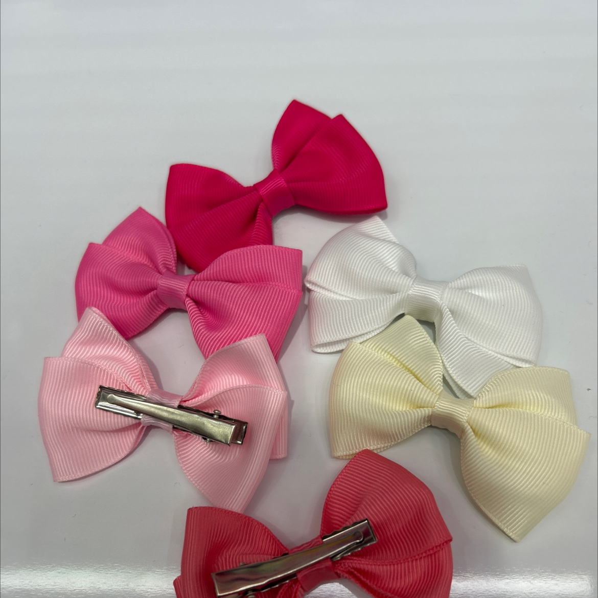 Cute children's hair clips, simple and elegant children's hair accessories detail image 3