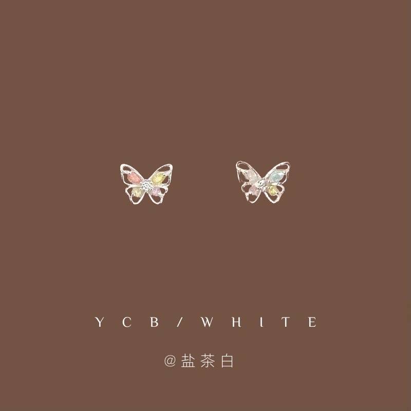 国潮（小蝴蝶）mini小巧创意设计耳钉 独特耳饰 精致时尚饰品 美丽耳饰的完美展现