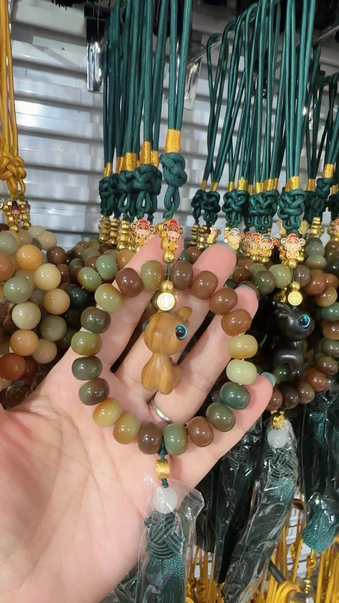 Bodhi Root Text Play car hang, Bodhi Bodhi Buddhist Prayer beads car hang, safe entry and exit car hang detail image 3