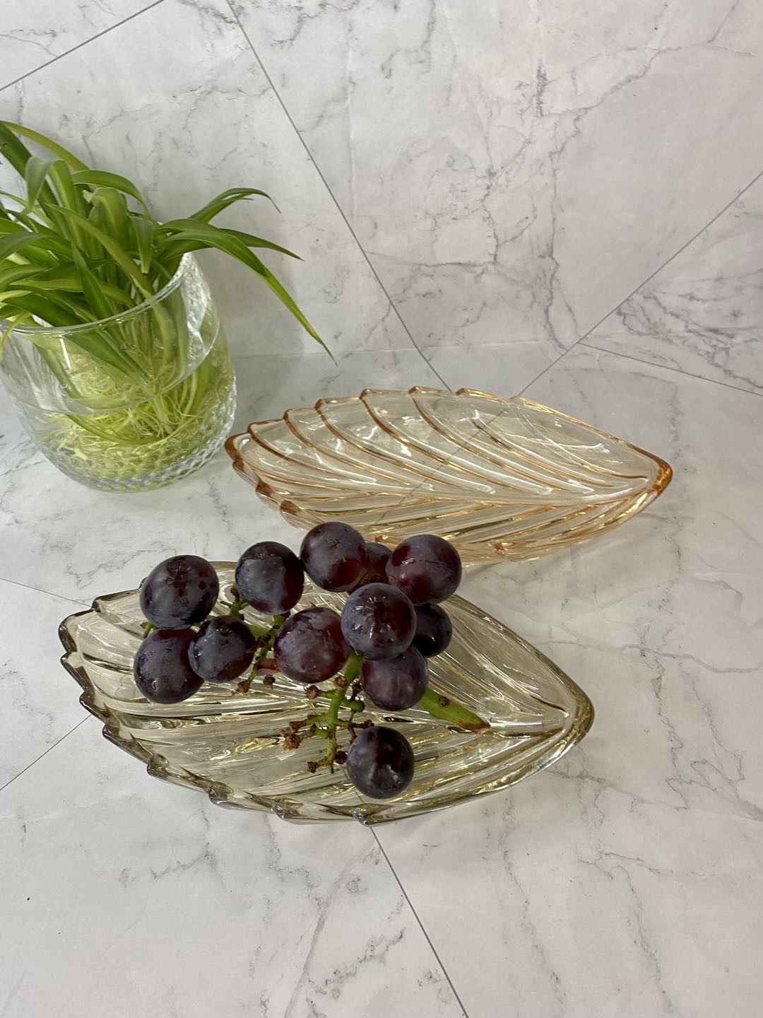 琉璃盘 玻璃工艺品 精致透明 小吃盘水果盘 玻璃烟灰缸 功能多样 美观实用详情图5