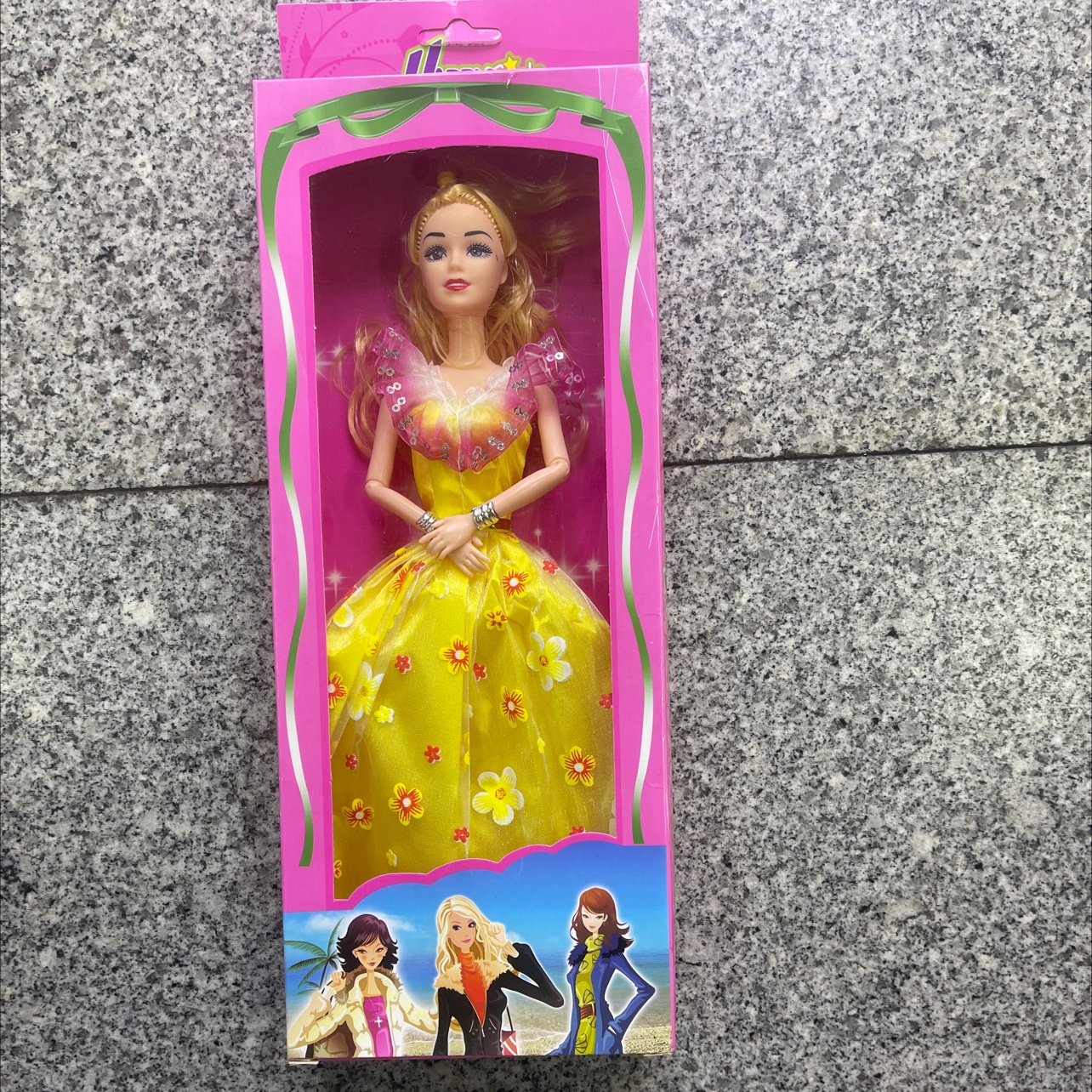 Children's toys Barbie dolls, Barbie dolls, Barbie dolls, Barbie dolls details Picture