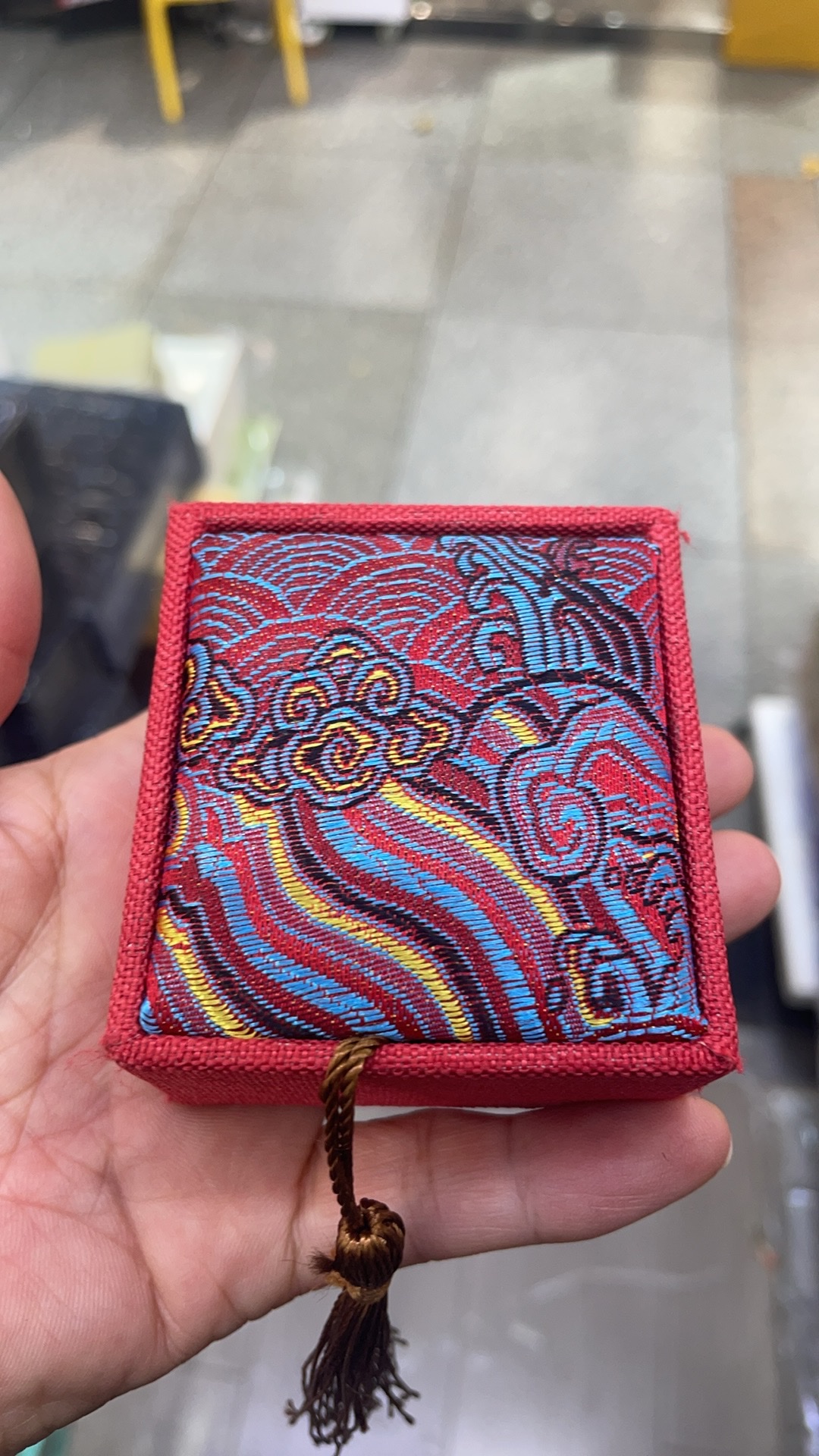 耳饰包装盒首饰盒 高档饰品包装卡片 优雅首饰包装盒 珠宝收纳盒 精致设计