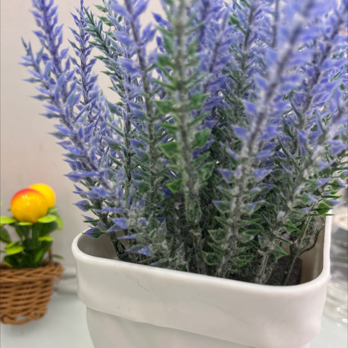 精致花篮配套假花 逼真仿真花装饰品 籐家具风格 色彩鲜艳室内装饰详情图5