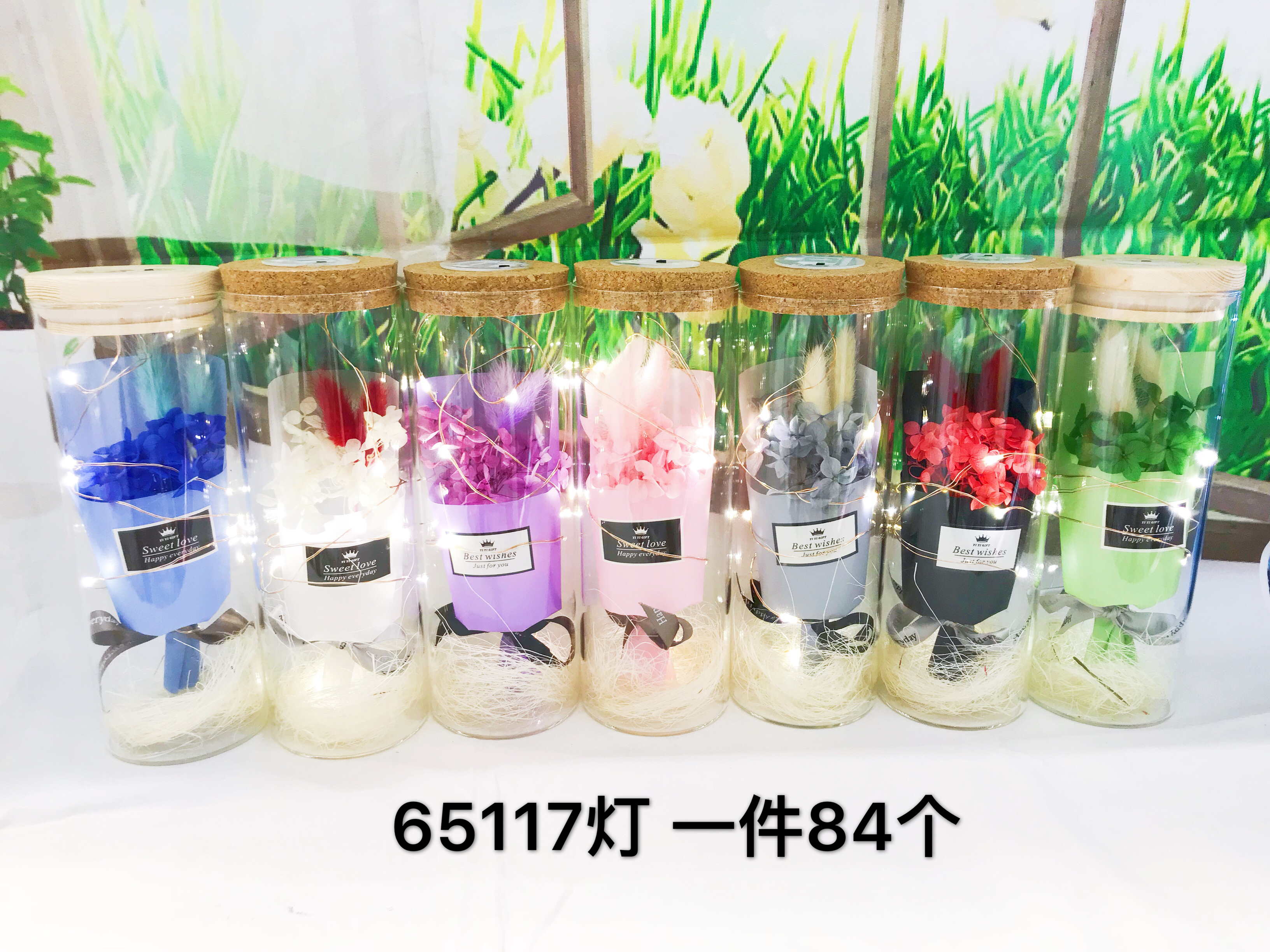 小花瓶 亚克力容器 艺术工艺品花瓶 精致装饰品 室内摆设 简约现代风格产品图