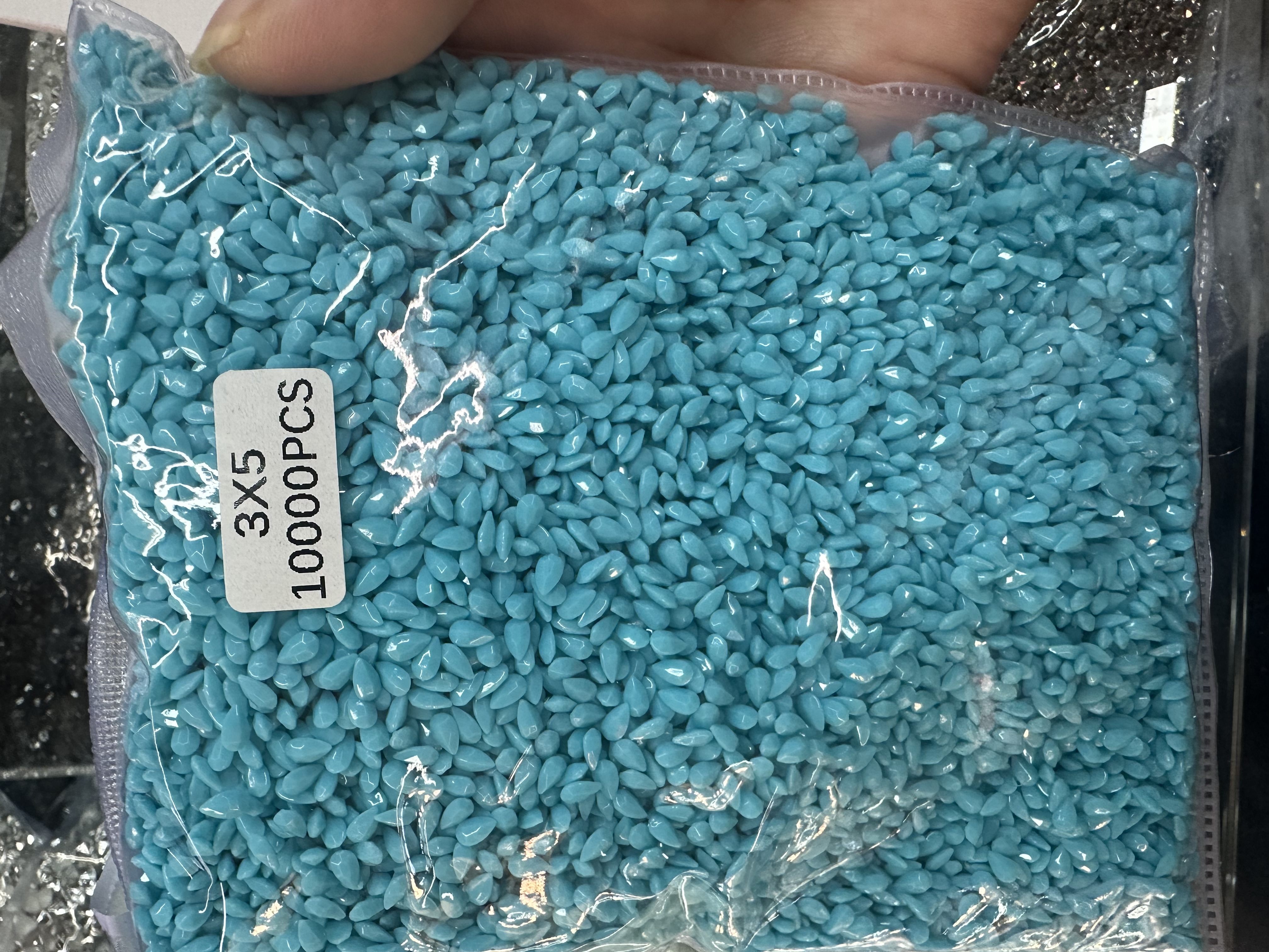 压克力配饰 饰品 美甲 美妆 皮标装饰 创意家居磁性装饰品 独特设计