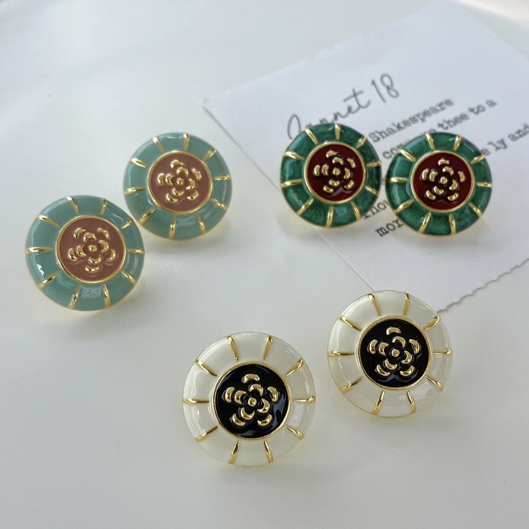 925 Silver needle French retro enamel drop glaze round earrings for women, new mid-style stud earrings, copper plated with real gold