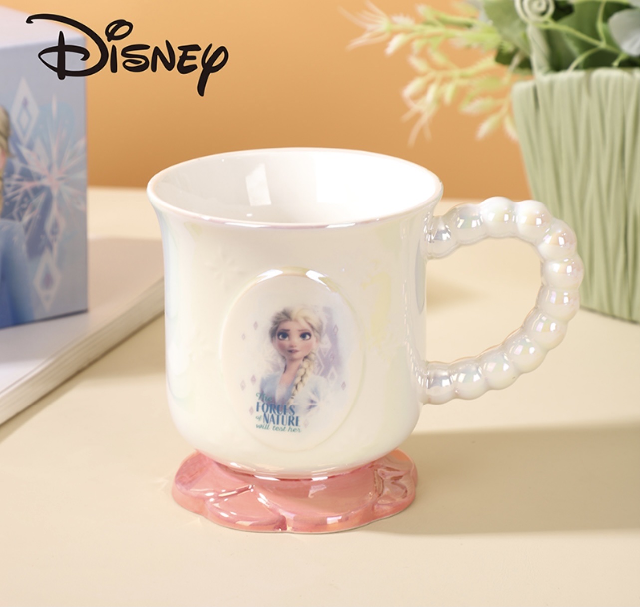 Exquisite ceramic cups, artistic ornaments, modern and simple decorative items, ceramic handicrafts, high-end living room decoration, ceramic cups, gift cups, handicrafts, ceramic souvenirs, beautiful and cute Specification image