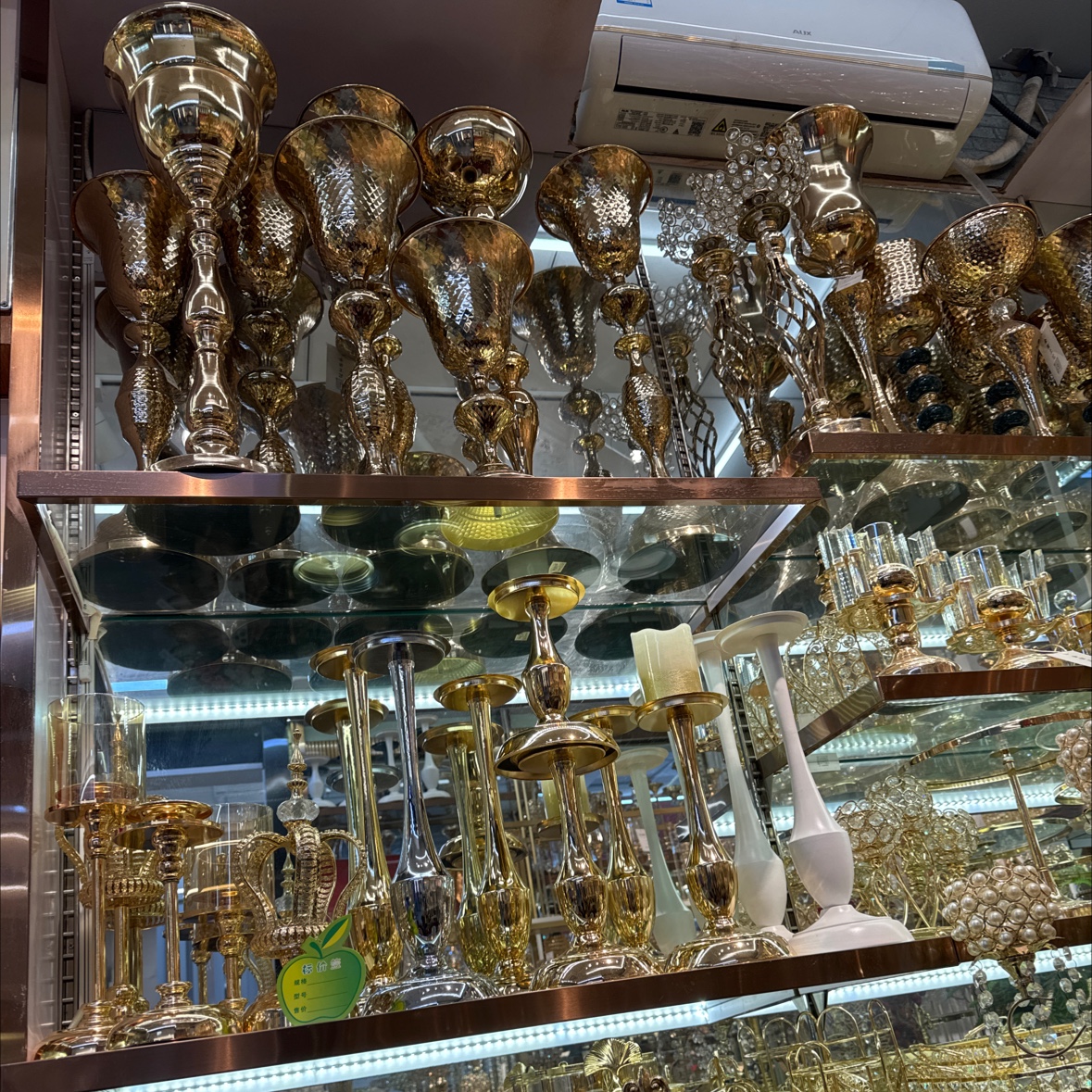 厂家直销工艺品烛台批发112 新款烛台路引婚庆道具插花铁艺婚礼花托架餐桌浪漫烛台创意家居产品图