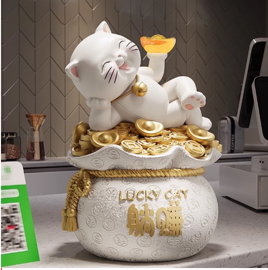 Lying down to earn money Cat lucky bags, gold coin ornaments, store opening, company front desk decorations, piggy bank resin craftsmanship details Picture