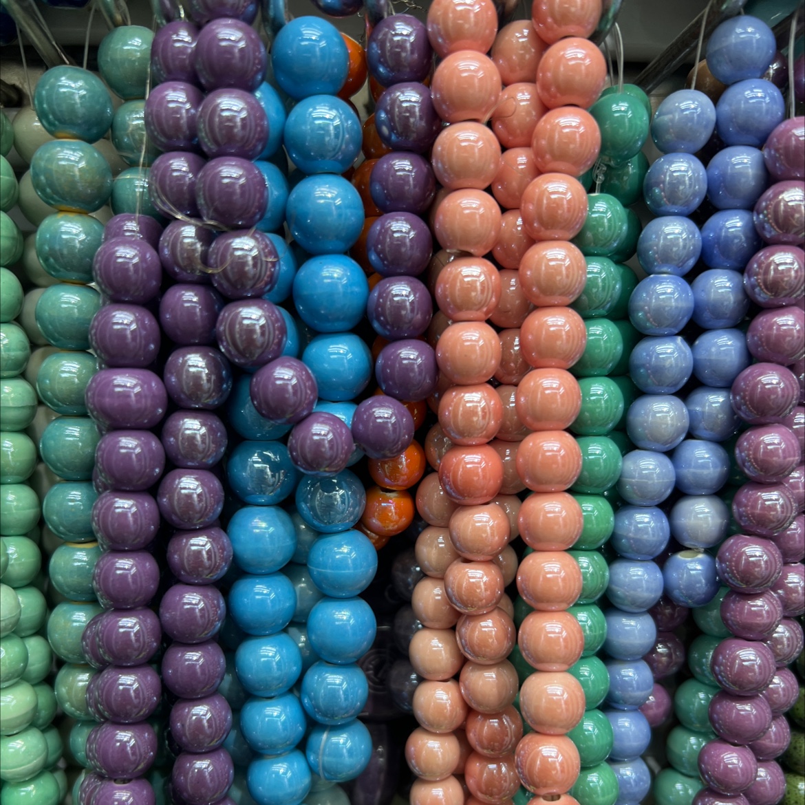 国潮厂家直销陶瓷珠异形珠子手工DIY网红款热门爆款亮珠陶瓷手链细节图