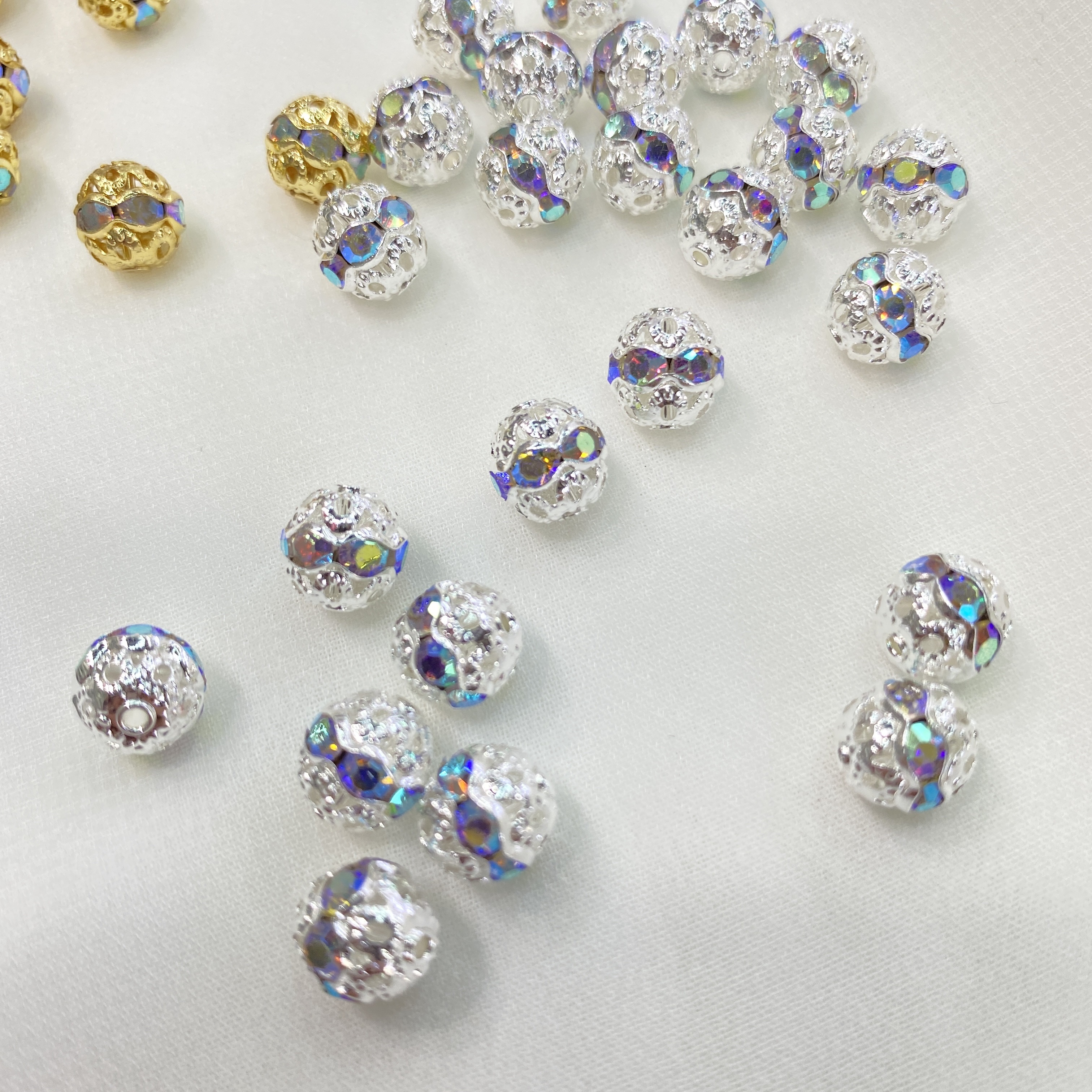 Copper-plated 18K real gold high color retention diamond ball with 8mm diamond