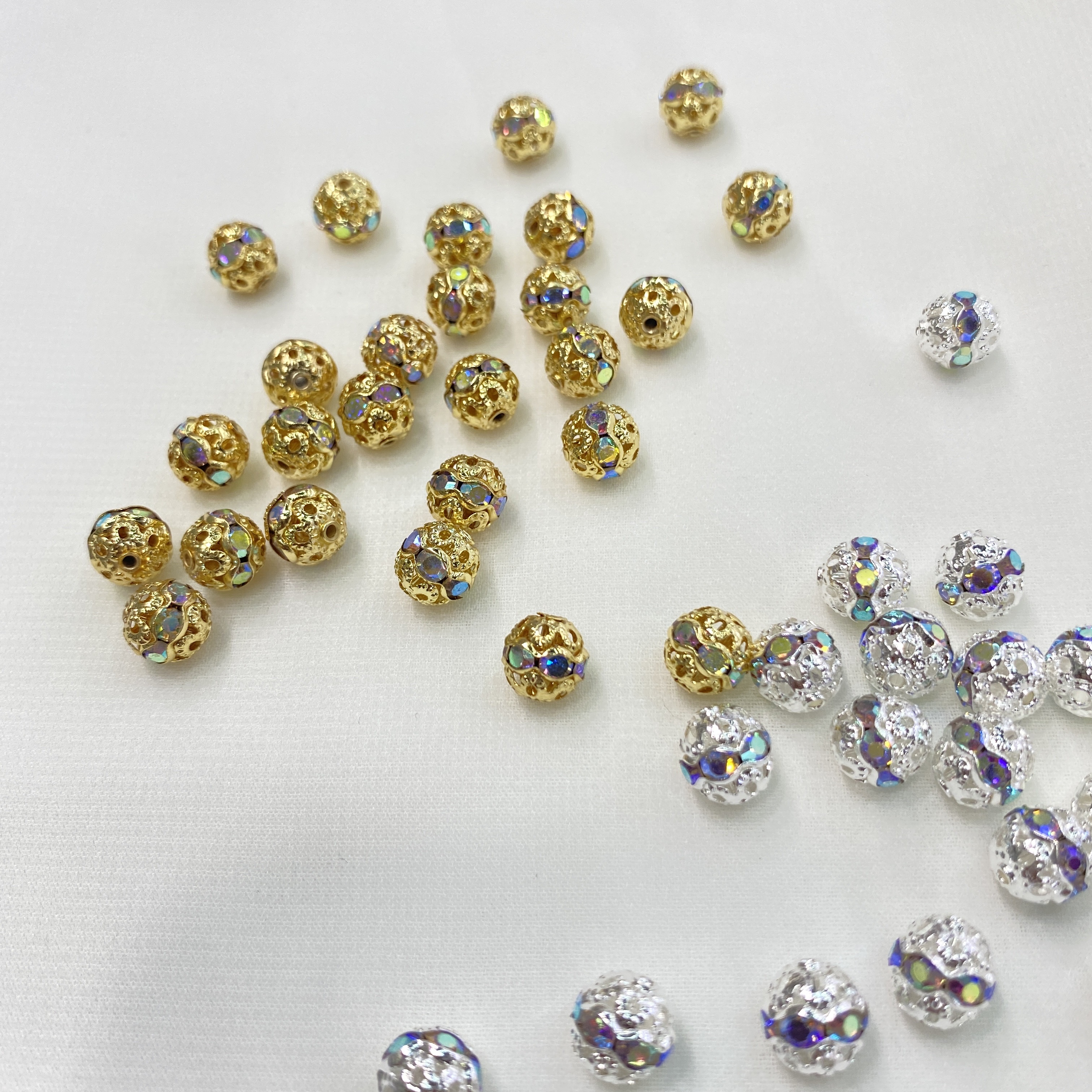 Cobre chapado en oro real 18K alta retención de color diamond ball con taladro 8mm Specification image