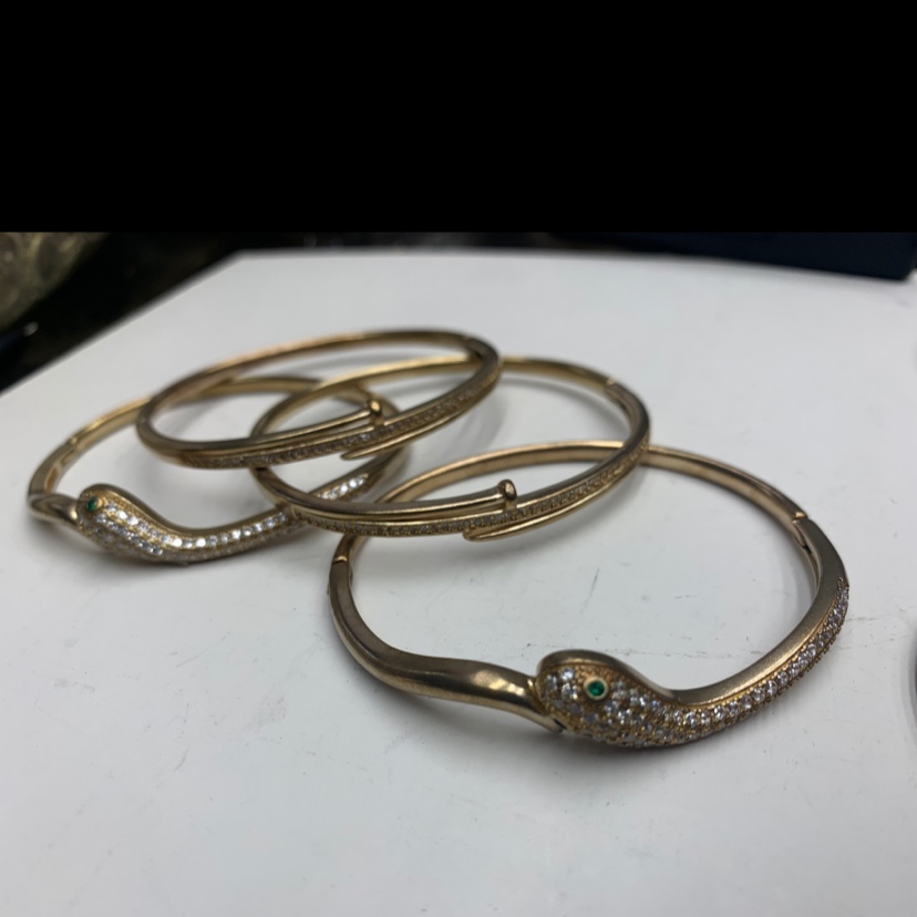 手镯毛胚铜锆石镶嵌工厂直销时尚款蛇款款式多细节图