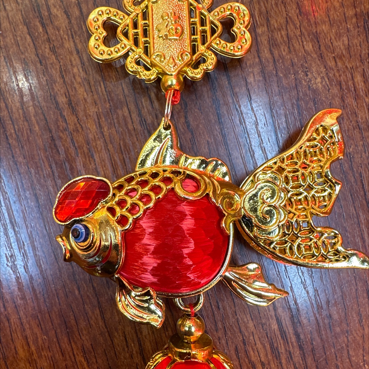 الزينة المبدعة للإضاءة المصنوعة من الفواكه المزيفة detail image 2