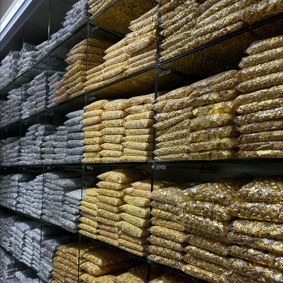 亮银蝴蝶隔珠背孔小蝴蝶手串手链串珠diy配件手工编制材料小蝴蝶饰品配件产品图