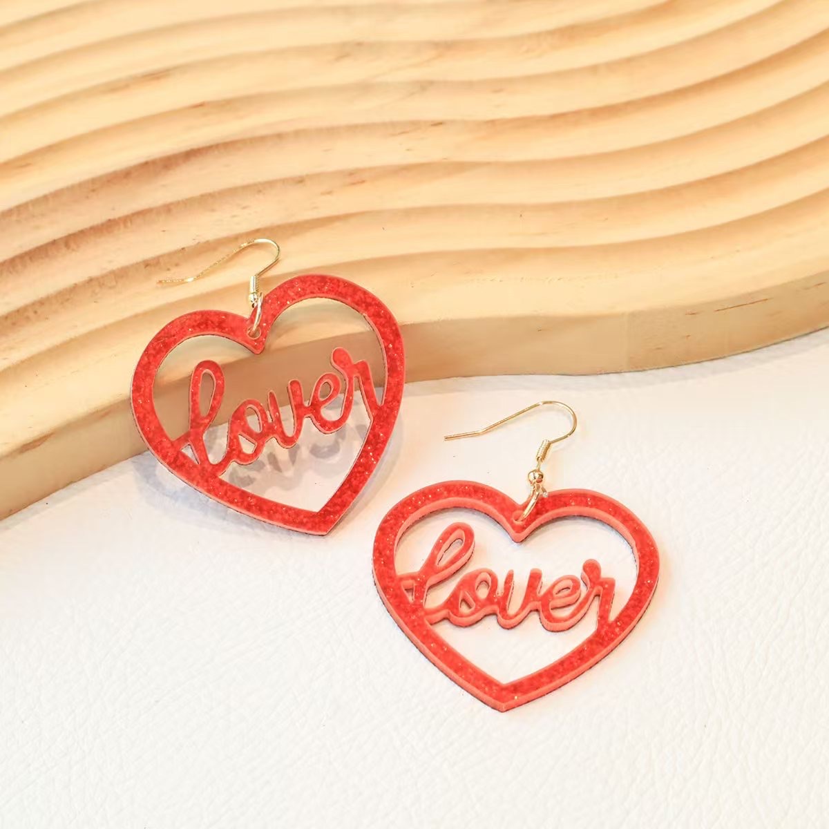 New personalized design acrylic glitter letter heart heart earrings, colorful and fashionable women's versatile earrings and accessories