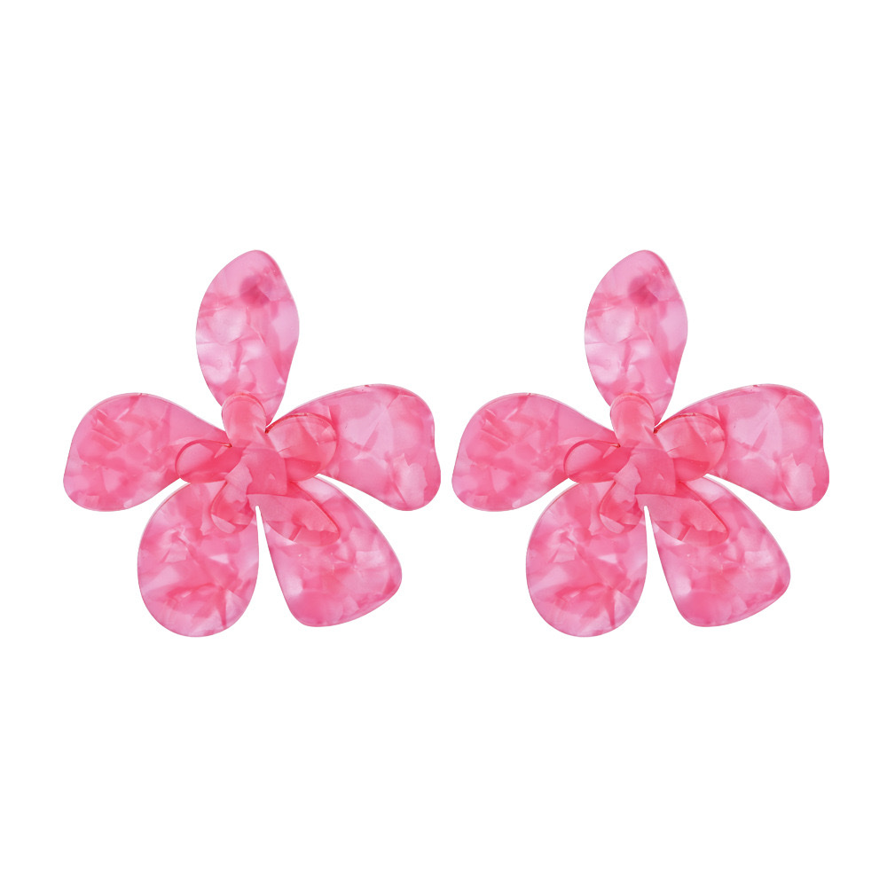 In 2024, the best-selling cross-border e-commerce items include exaggerated creative acrylic large flower earrings, European and American personalized vacation style acetate sheet flower earrings and earrings Application Scenario