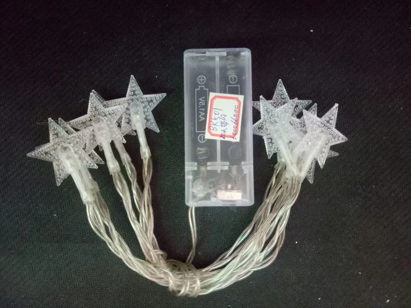 أضواء DC-001 ذات الهيكل العظمي للضوء (LED) المكونة من 10 رؤوس، والمصانع مبيعة مباشرة، وشركة باكاي المحدودة للحرف اليدوية. Item Picture